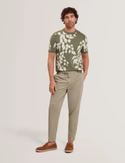 Baumwoll-Feinstrick-T-Shirt mit Blätterprint