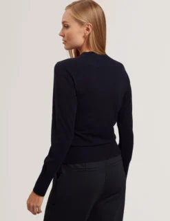 Bedrucktes Feinstrickoberteil mit Satin-Vorderseite