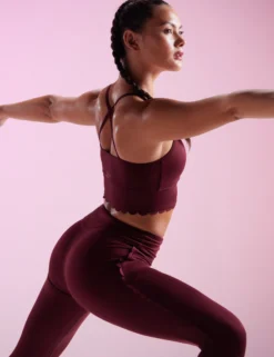 Bequeme Stretch-Yoga-Leggings mit Muschelsaum