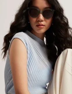 Übergroße Sonnenbrille mit Katzenaugen- und Schleifendetail