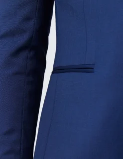 Blaue, schmal geschnittene Anzugjacke aus hochwertigem Wollmischgewebe