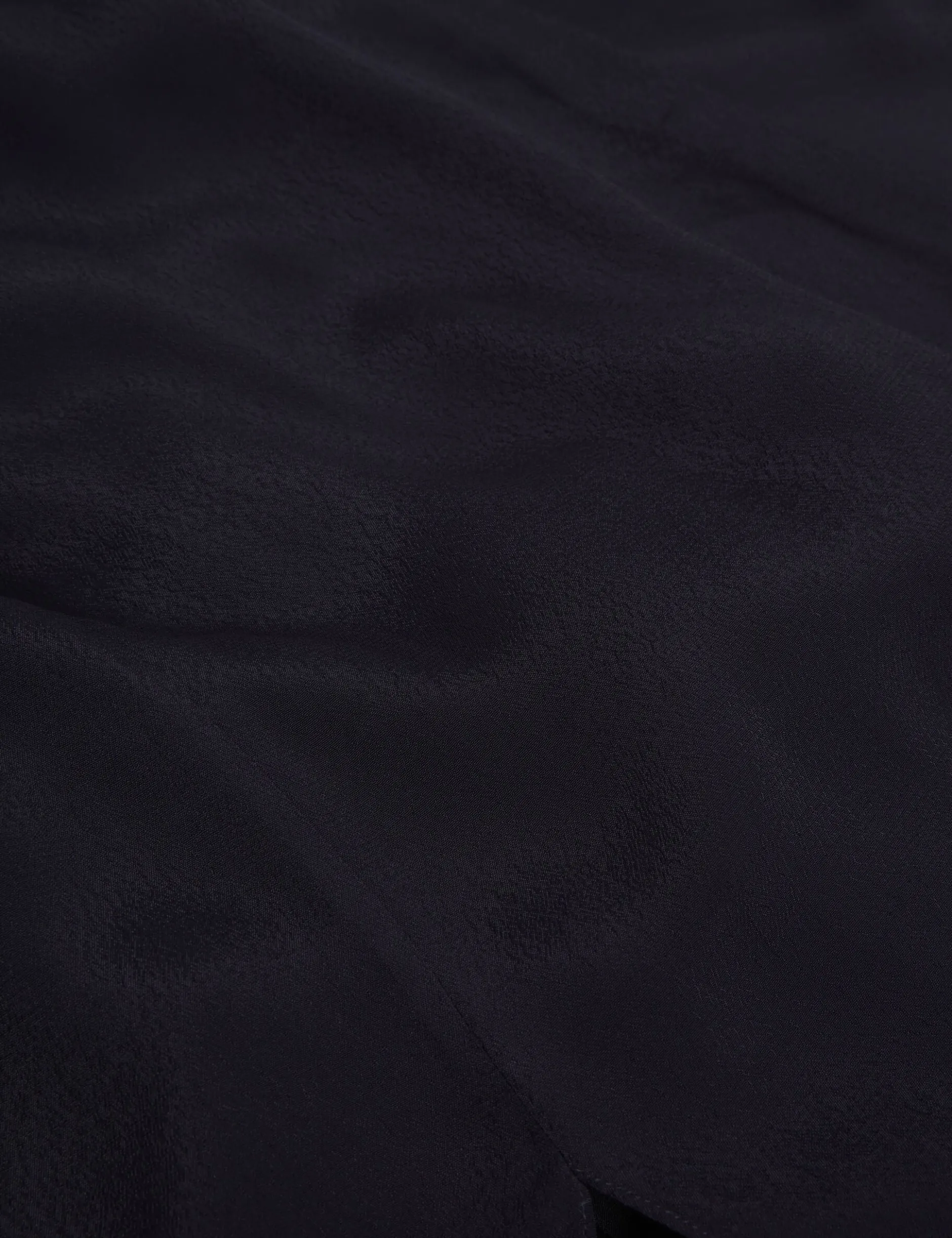 Bluse mit Schleifenkragen und langen Ärmeln