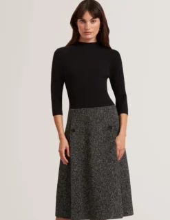 Bouclé-Midikleid mit Illusionseffekt und Stricktop