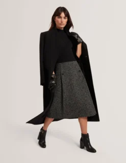 Bouclé-Midikleid mit Illusionseffekt und Stricktop