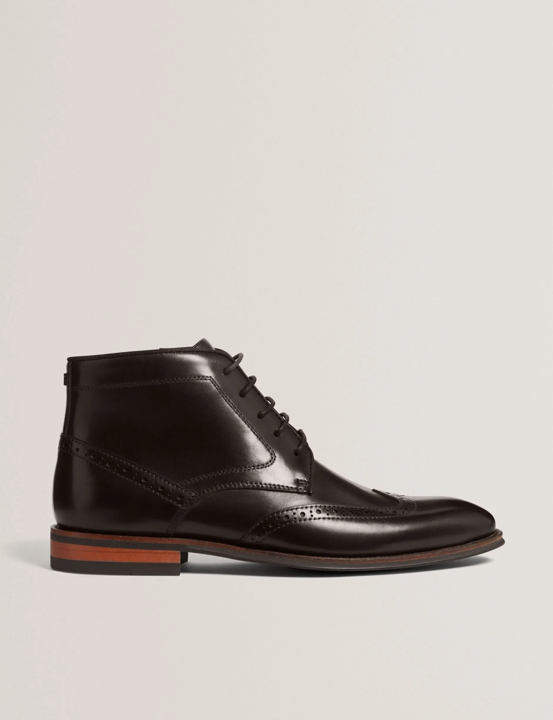Brogue-Chukka-Stiefeletten aus Leder