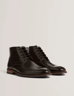 Brogue-Chukka-Stiefeletten aus Leder