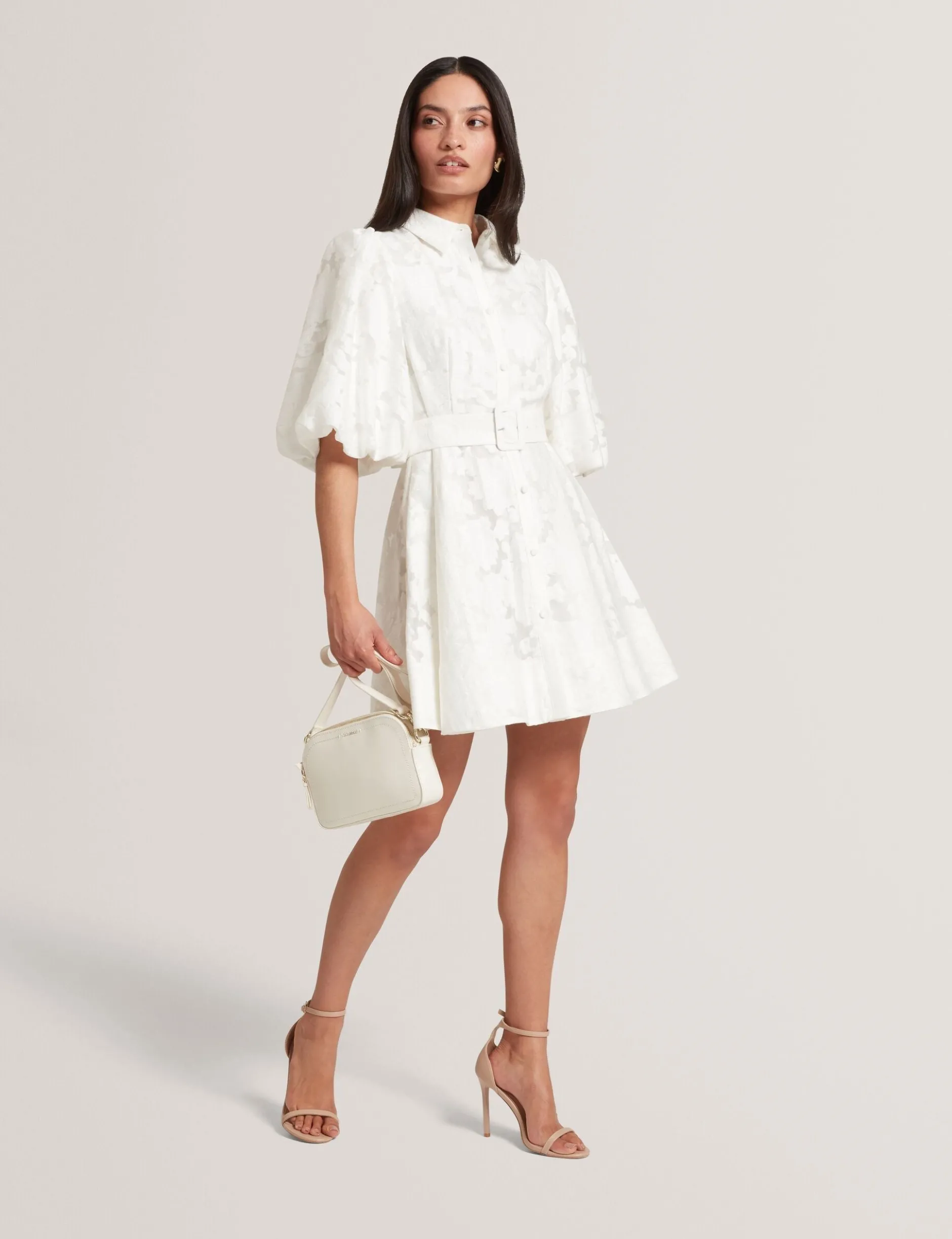 Burnout-Mini-Hemdblusenkleid mit Blumenmuster und Puffärmeln