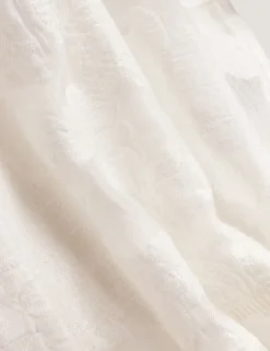 Burnout-Shirt mit Blumenmuster und verkürztem Schnitt