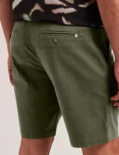 Chino-Shorts aus Baumwollmischgewebe mit regulärer Passform