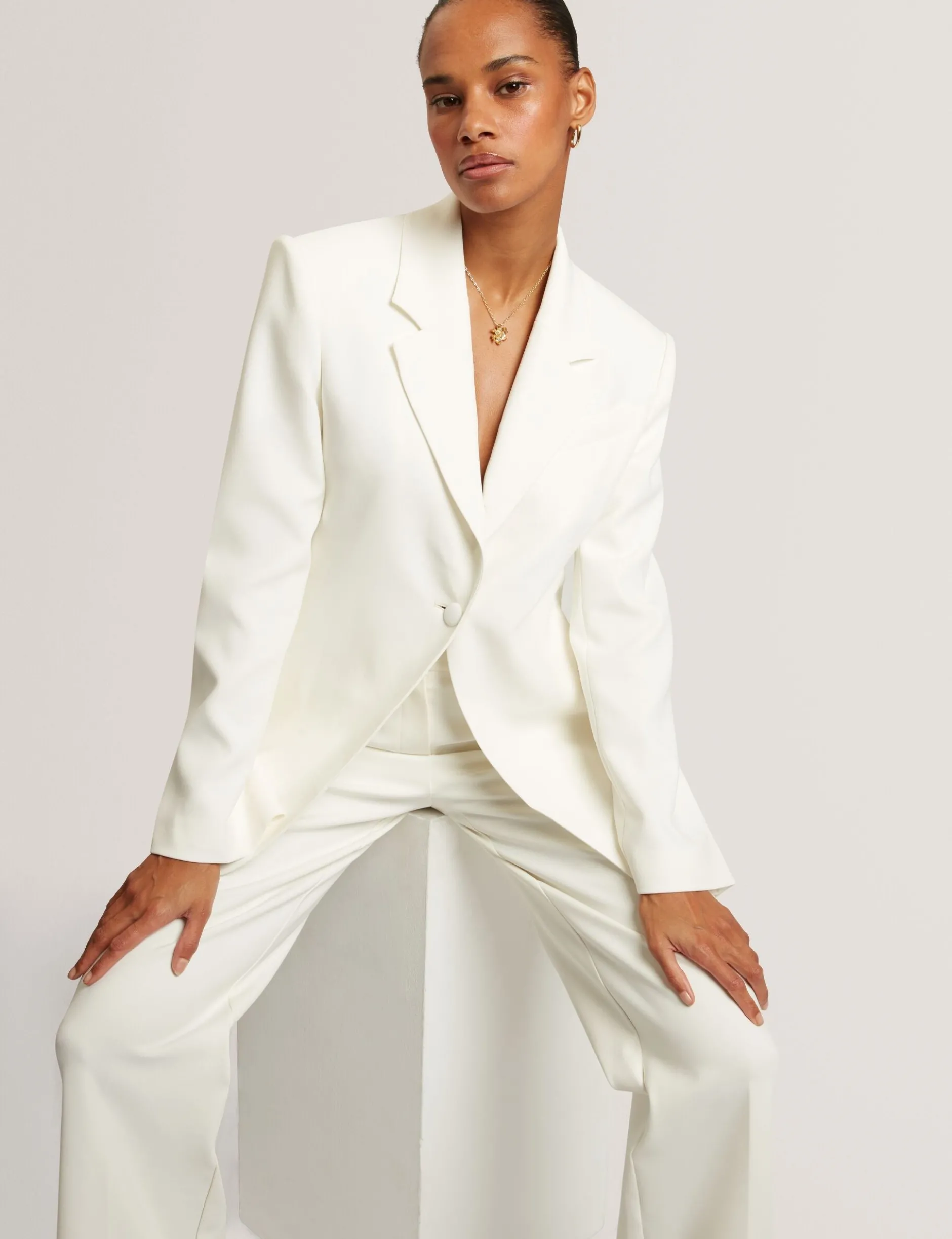 Einreihiger taillierter Blazer in Sanduhrform