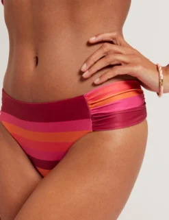 Gestreifte Bikinihose mit Abnähern an den Seiten