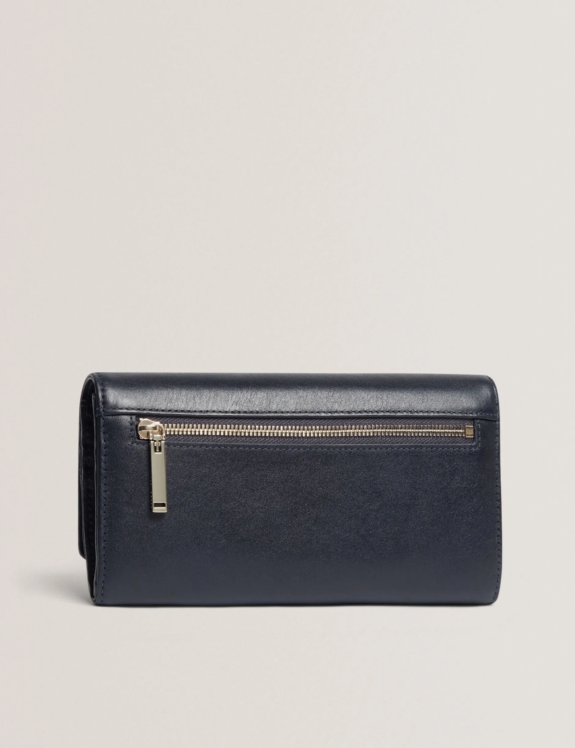 Große zweifach faltbare Handtasche aus Leder mit Bar-Detail