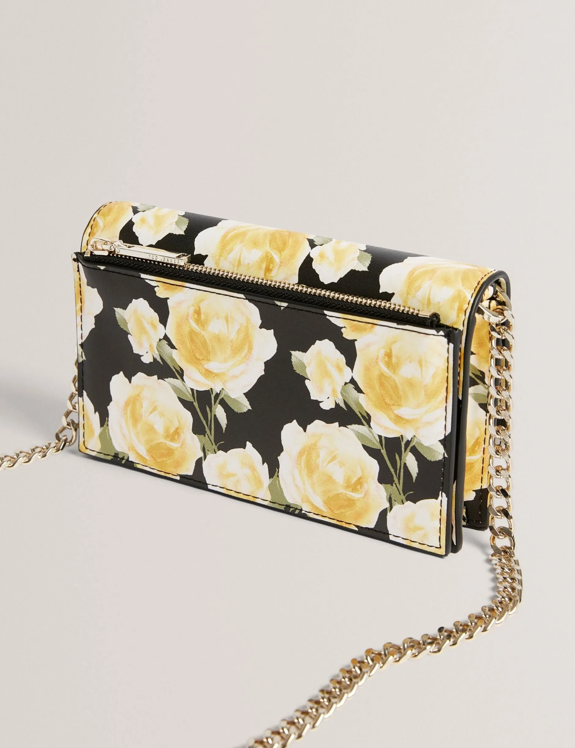 Handtasche mit Rosenprint und Ketten-Umhängeriemen