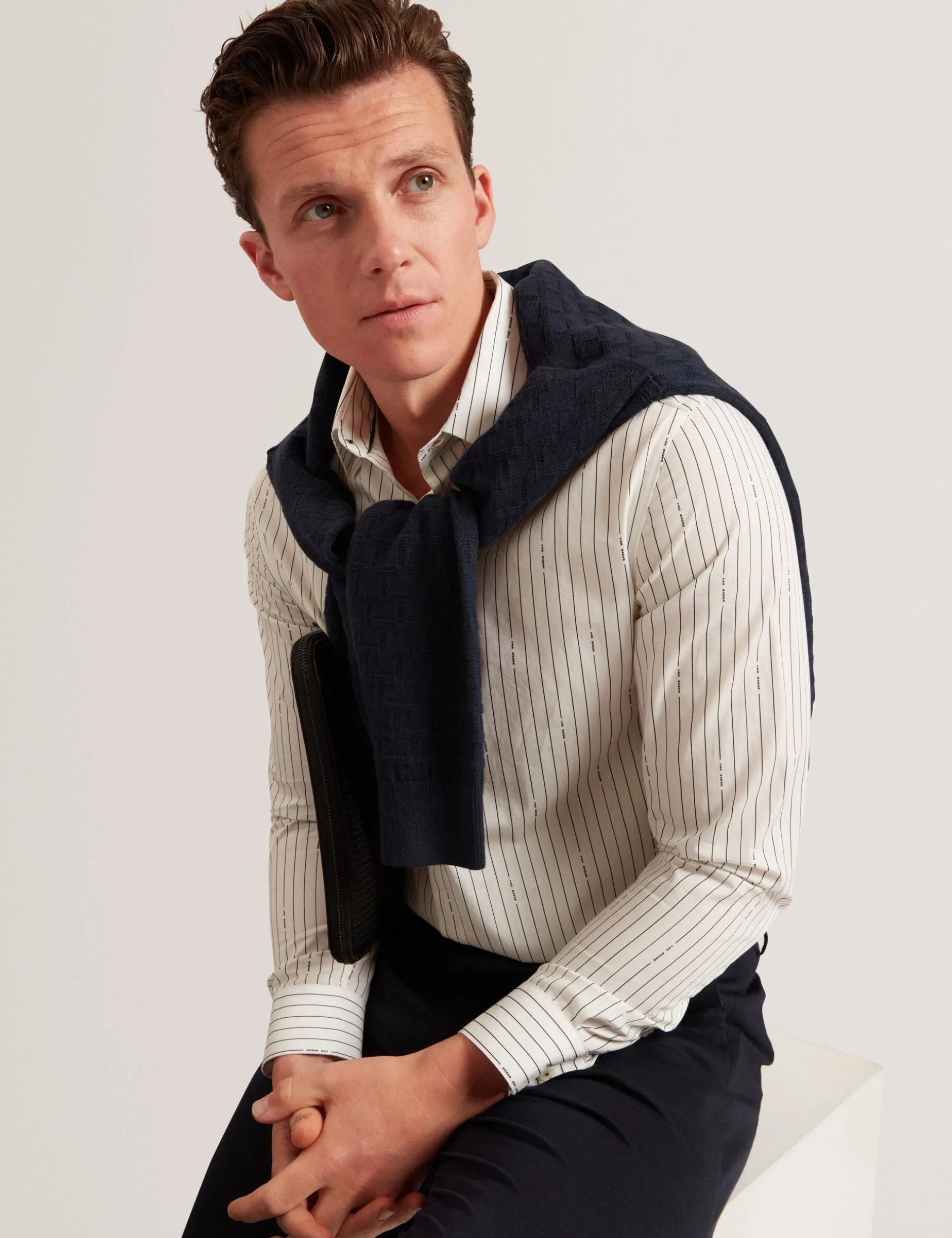 Hemd aus reiner Baumwolle mit Logo-Nadelstreifen