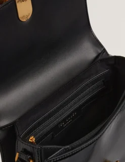Henkeltasche aus geknittertem Leder mit Drehverschluss