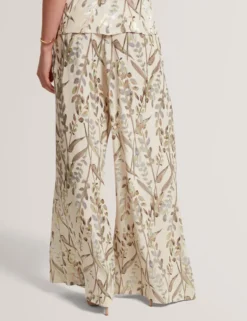 Jacquard-Hose mit weitem Bein und Blattmuster