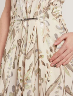 Jacquard-Midi-Kleid mit Blättermuster und geraffter Taille