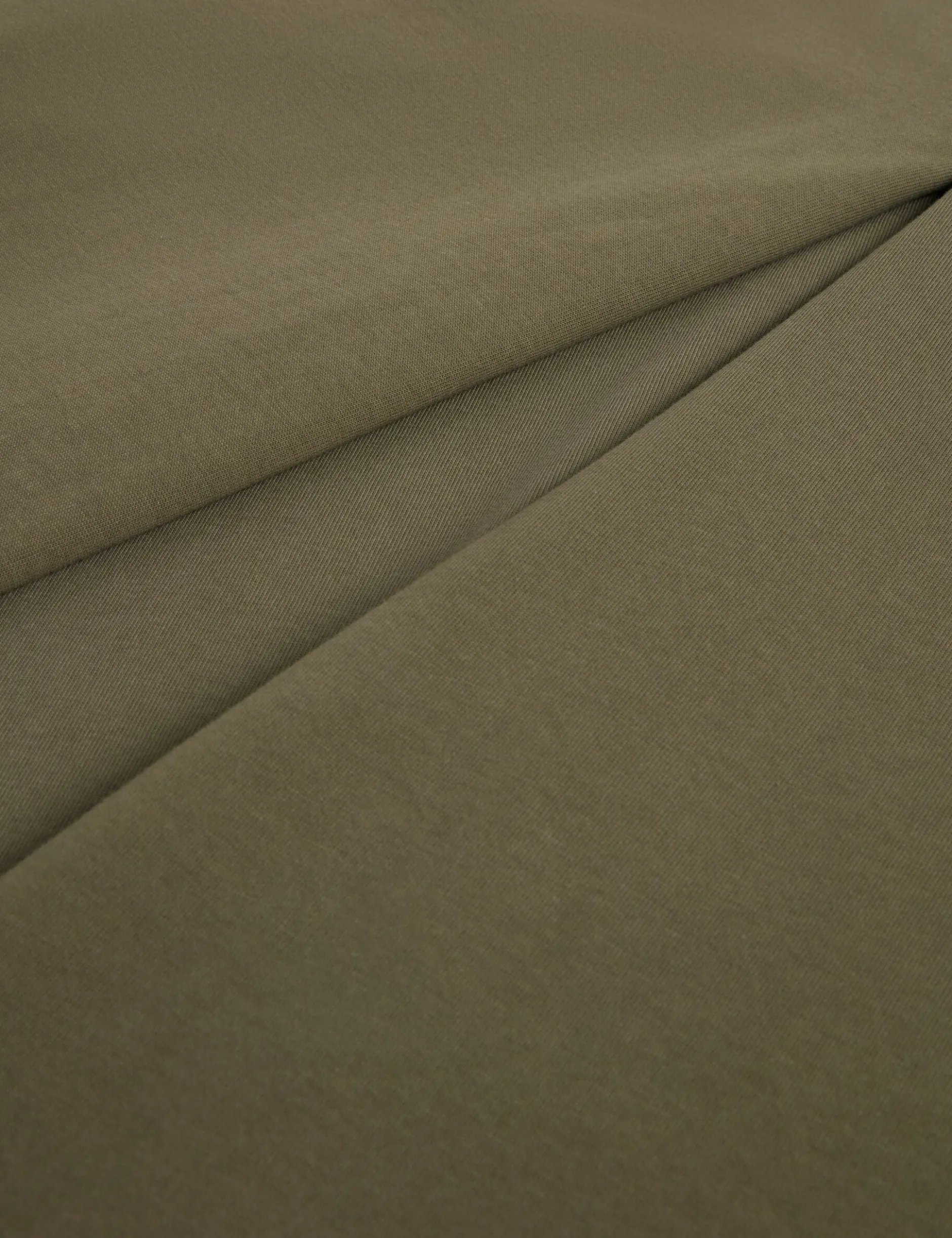 Jersey-Midikleid mit Einsätzen und kurzen Ärmeln
