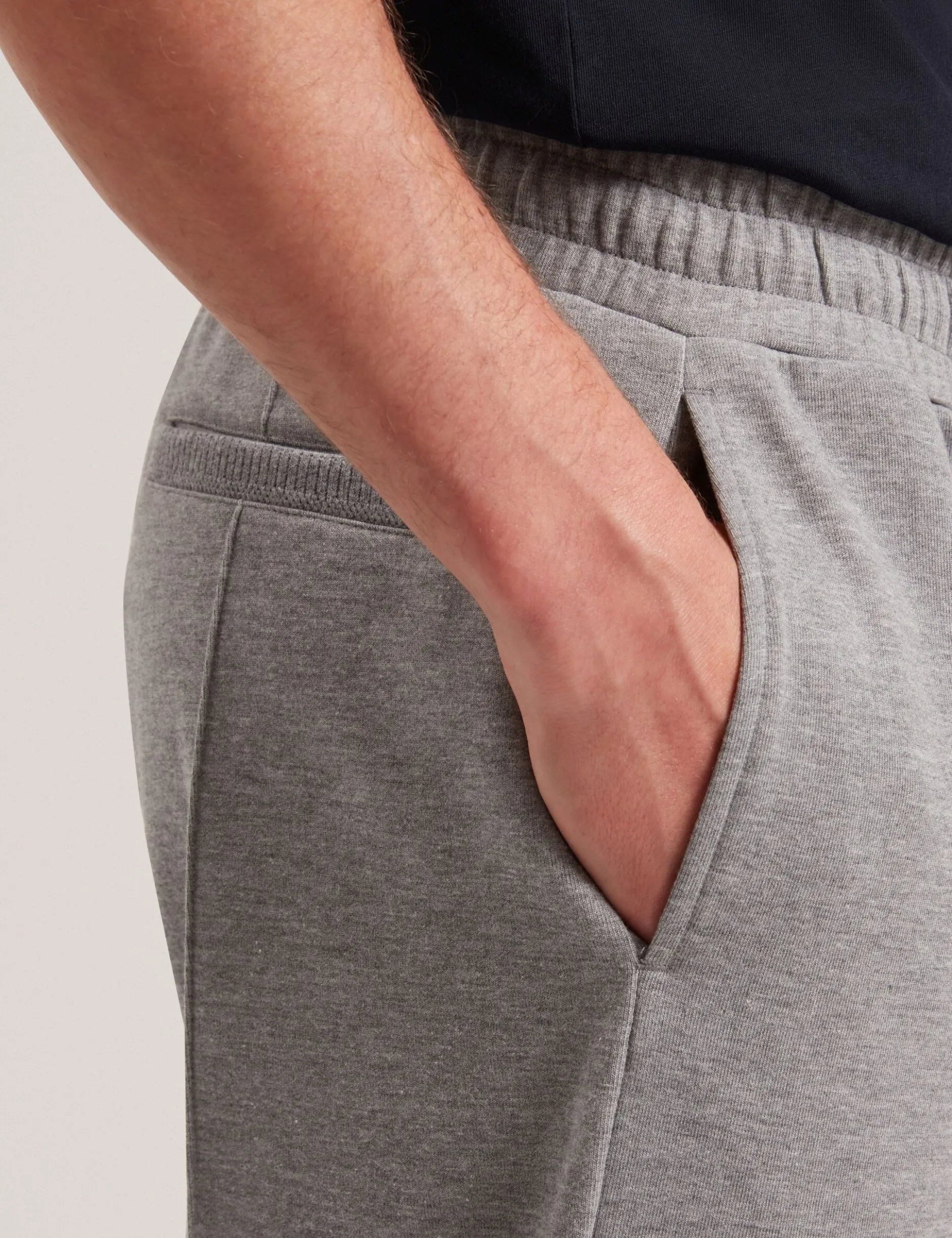 Jogginghose aus Stretch-Baumwolle mit geradem Bein zum Hineinschlüpfen