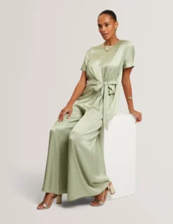 Jumpsuit mit Bindedetails, kurzen Ärmeln und weitem Bein