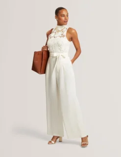 Jumpsuit mit Häkelspitze und weitem Bein