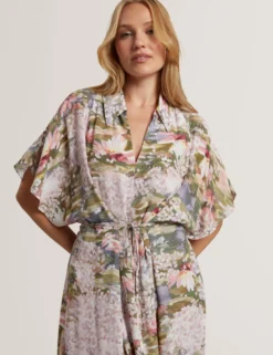 Kurzarm-Hemdkleid mit Seerosenmuster