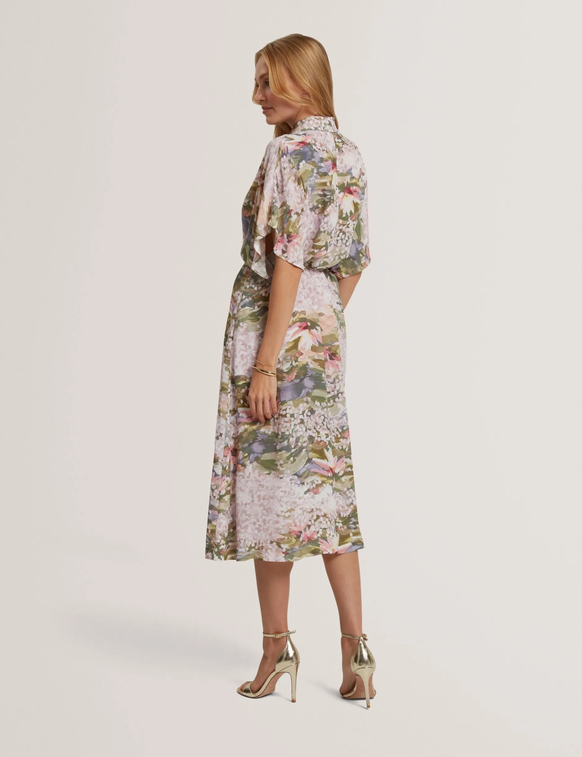Kurzarm-Hemdkleid mit Seerosenmuster