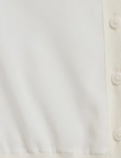 Kurzarm-Strickjacke aus Seidenmischgewebe mit gewebter Vorderseite