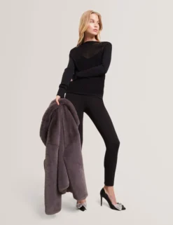 Langarm-Strickoberteil mit transparenten Details