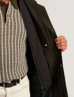 Lange Jacke mit Stehkragen und Futter
