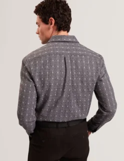 Langärmliges Hemd mit Jacquard-Karomuster