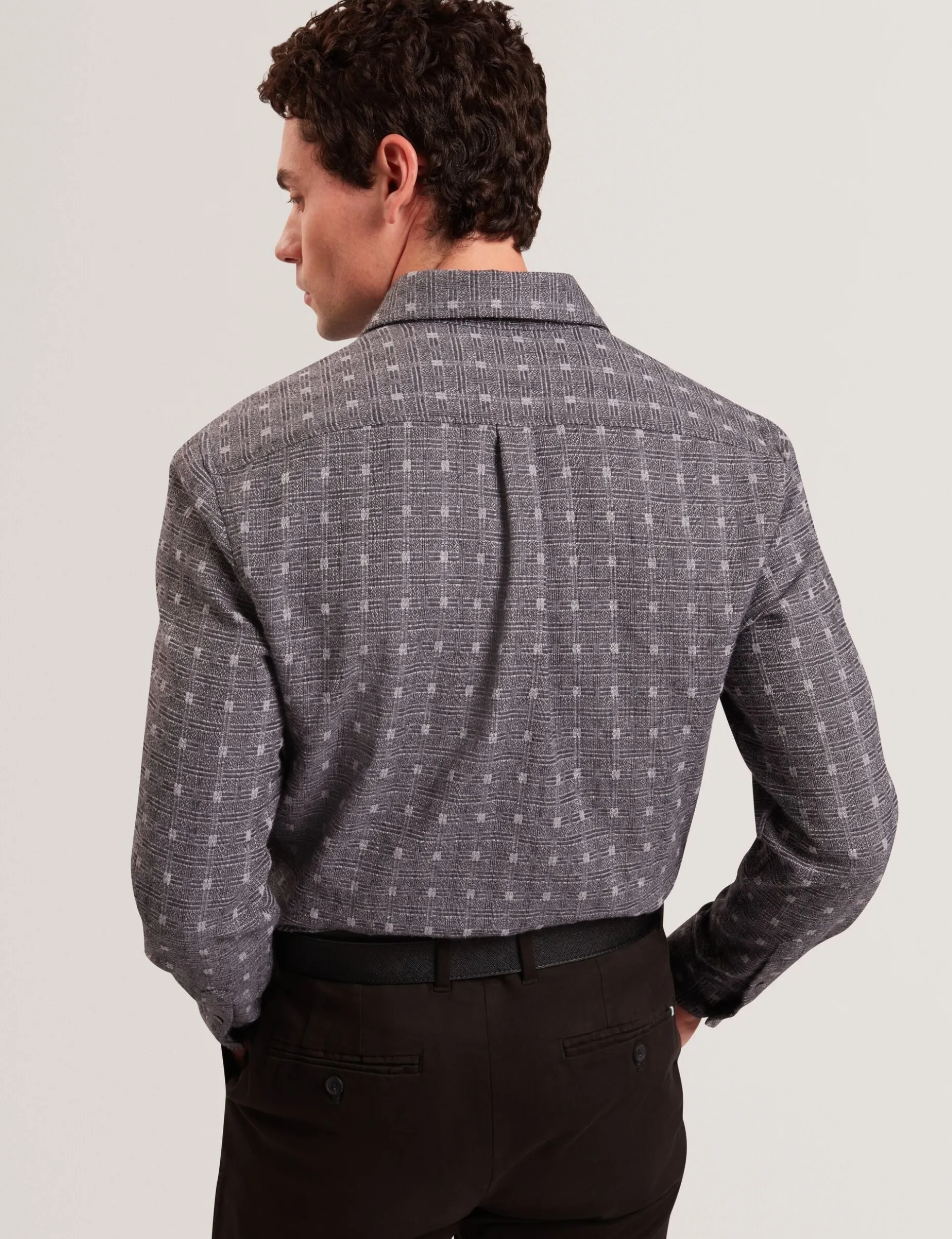 Langärmliges Hemd mit Jacquard-Karomuster