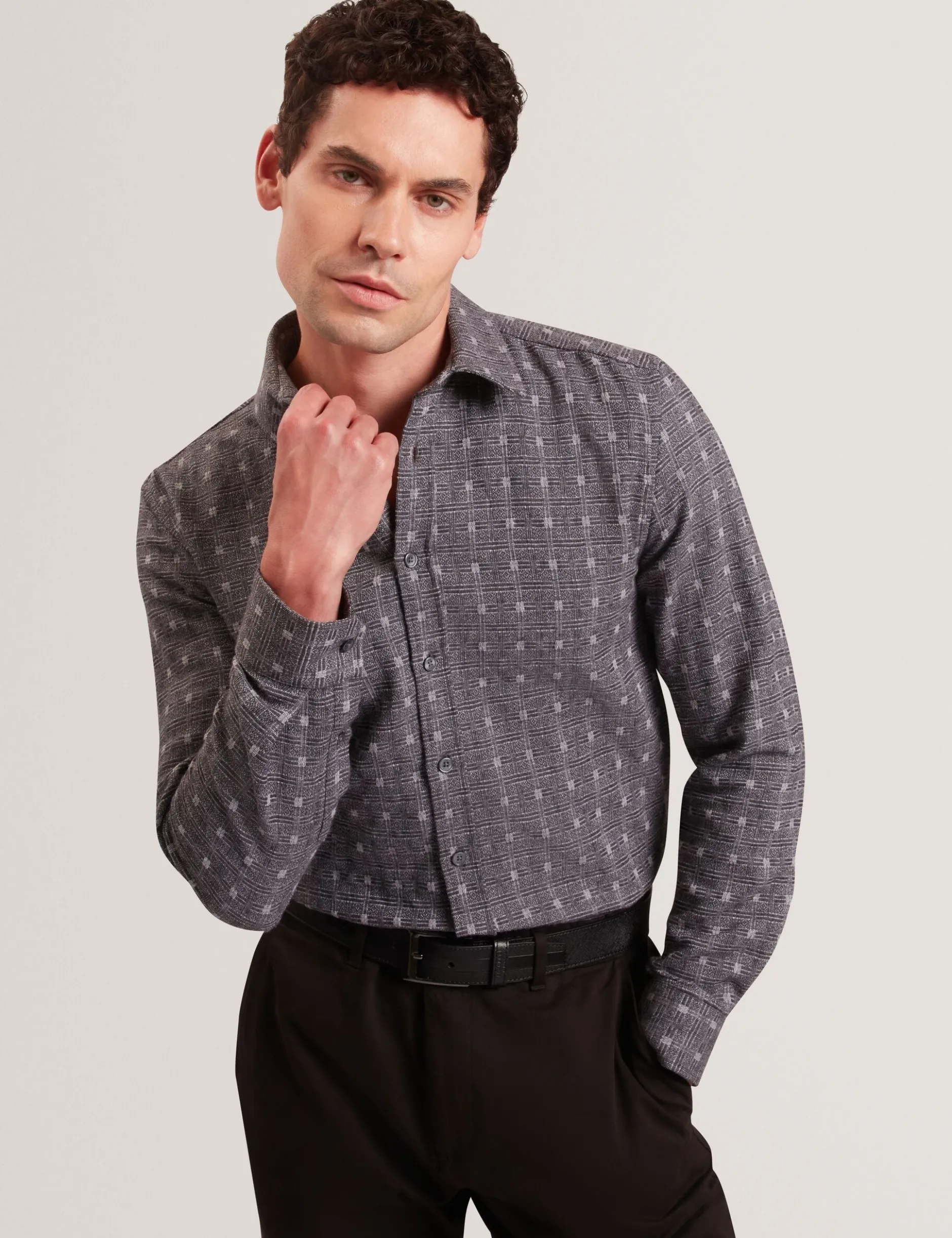 Langärmliges Hemd mit Jacquard-Karomuster
