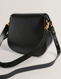 Lederschultertasche mit Schlossdetail