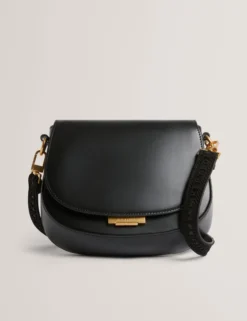 Lederschultertasche mit Schlossdetail