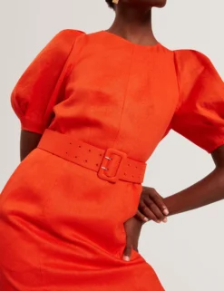 Leinen-Midikleid mit Puffärmeln und Gürtel