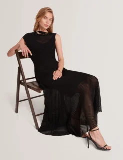 Midaxi-Kleid aus strukturiertem Strick mit transparenten Details