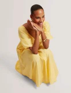 Midikleid aus Webstoff mit Puffärmeln und V-Ausschnitt