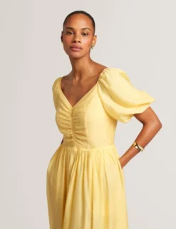 Midikleid aus Webstoff mit Puffärmeln und V-Ausschnitt