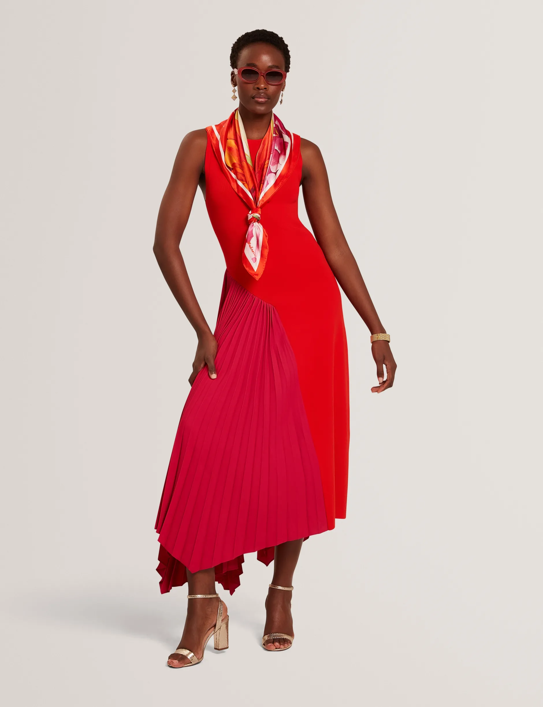 Midikleid mit Farbblock-Falten