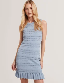 Minikleid mit Muschelsaum