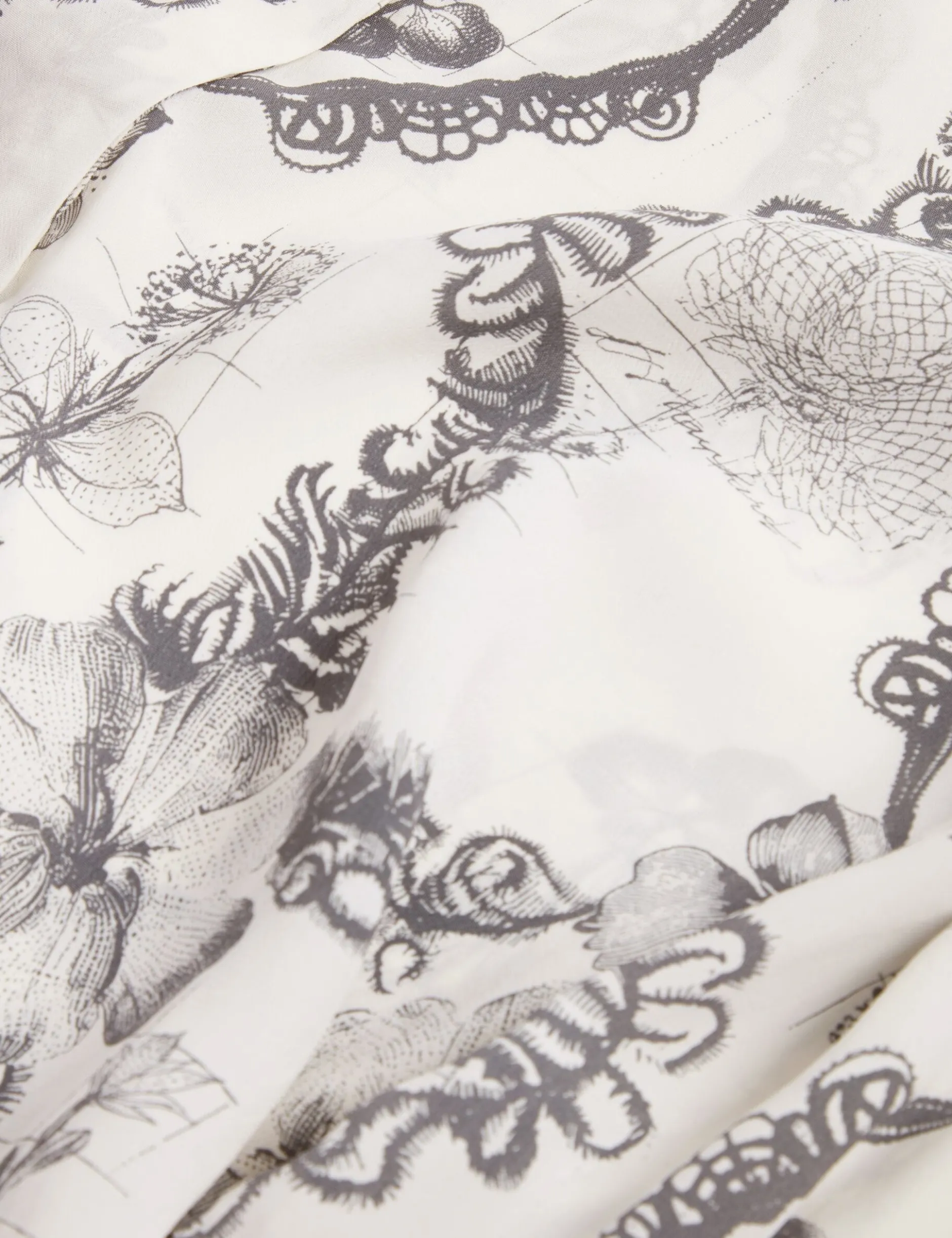 Nottingham Lace Print Longline Shirt