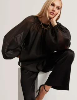 Organza-Bluse mit langen Ballonärmeln