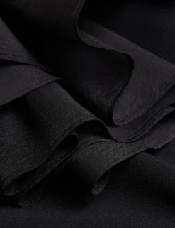 Oversized Minikleid mit Rüschenbesatz und V-Ausschnitt