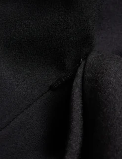 Oversized Minikleid mit Rüschenbesatz und V-Ausschnitt