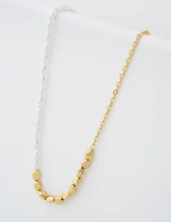 Perlenkette mit Inselmotiv