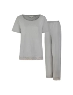Pyjama-Set aus Jersey mit weitem Bein und Spitzenbesatz
