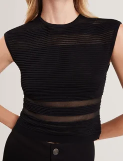 Ärmelloses Crop-Top aus transparentem Strick mit Einsätzen