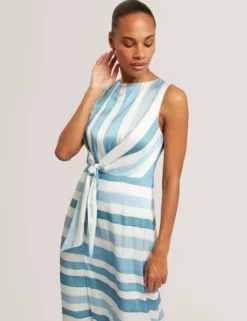 Ärmelloses Midikleid mit blauen Streifen und Bindeband vorne