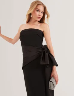 Ärmelloses Midikleid mit Satinschleife